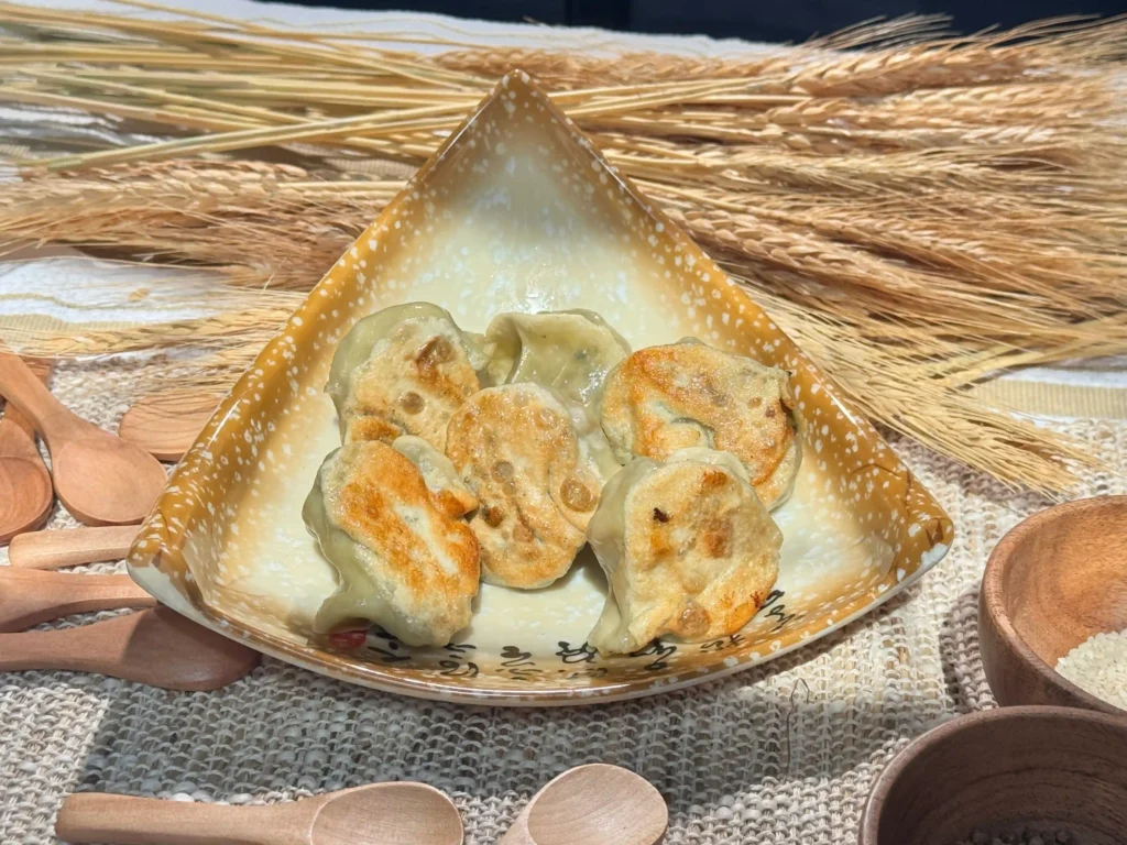 bok choy mushroom dumpling